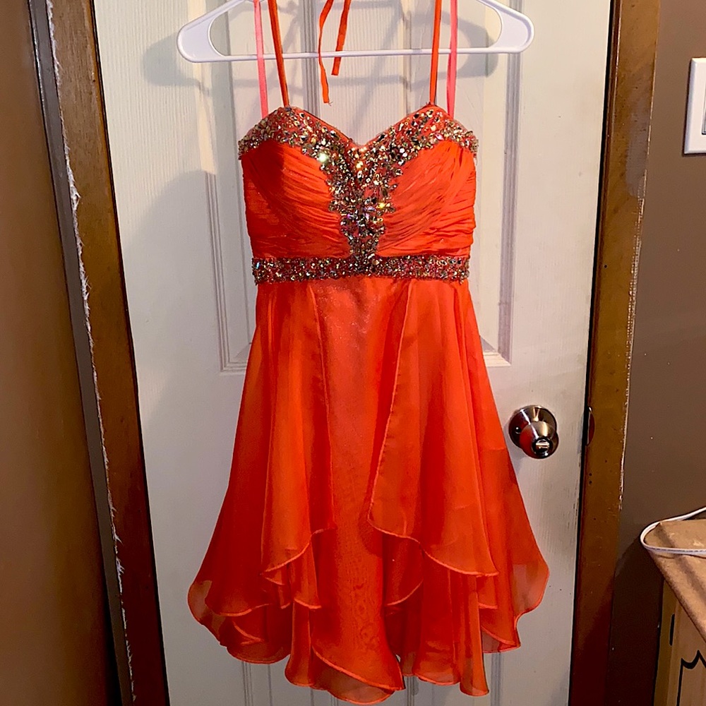 Coral prom/ graduation event dress size 2